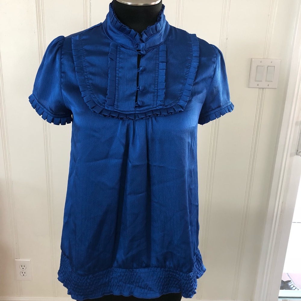 Forever 21 blue satin-like top with collar